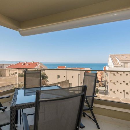 Stunning Apartment In Tucepi With Kitchen المظهر الخارجي الصورة